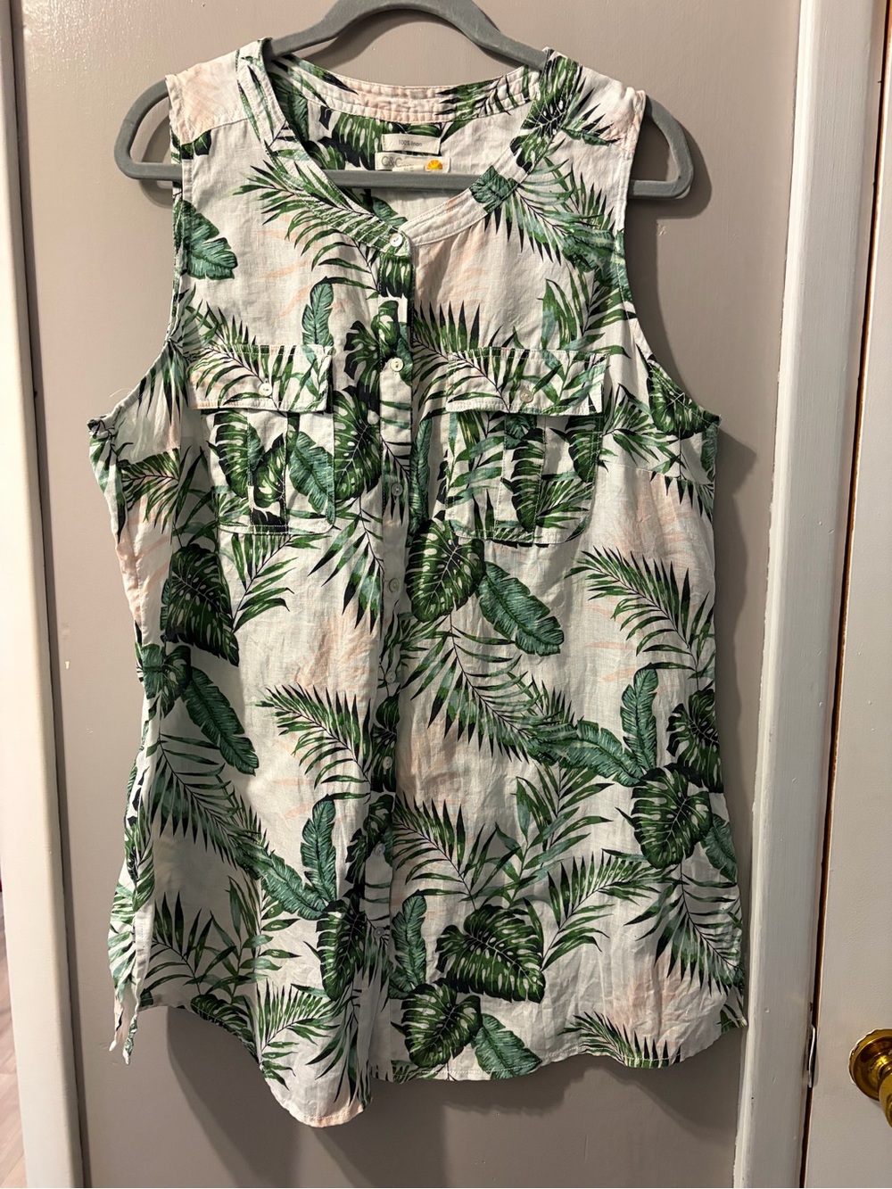 Sleeveless Tropical Leaf Button-Front Women's dress- Green/White